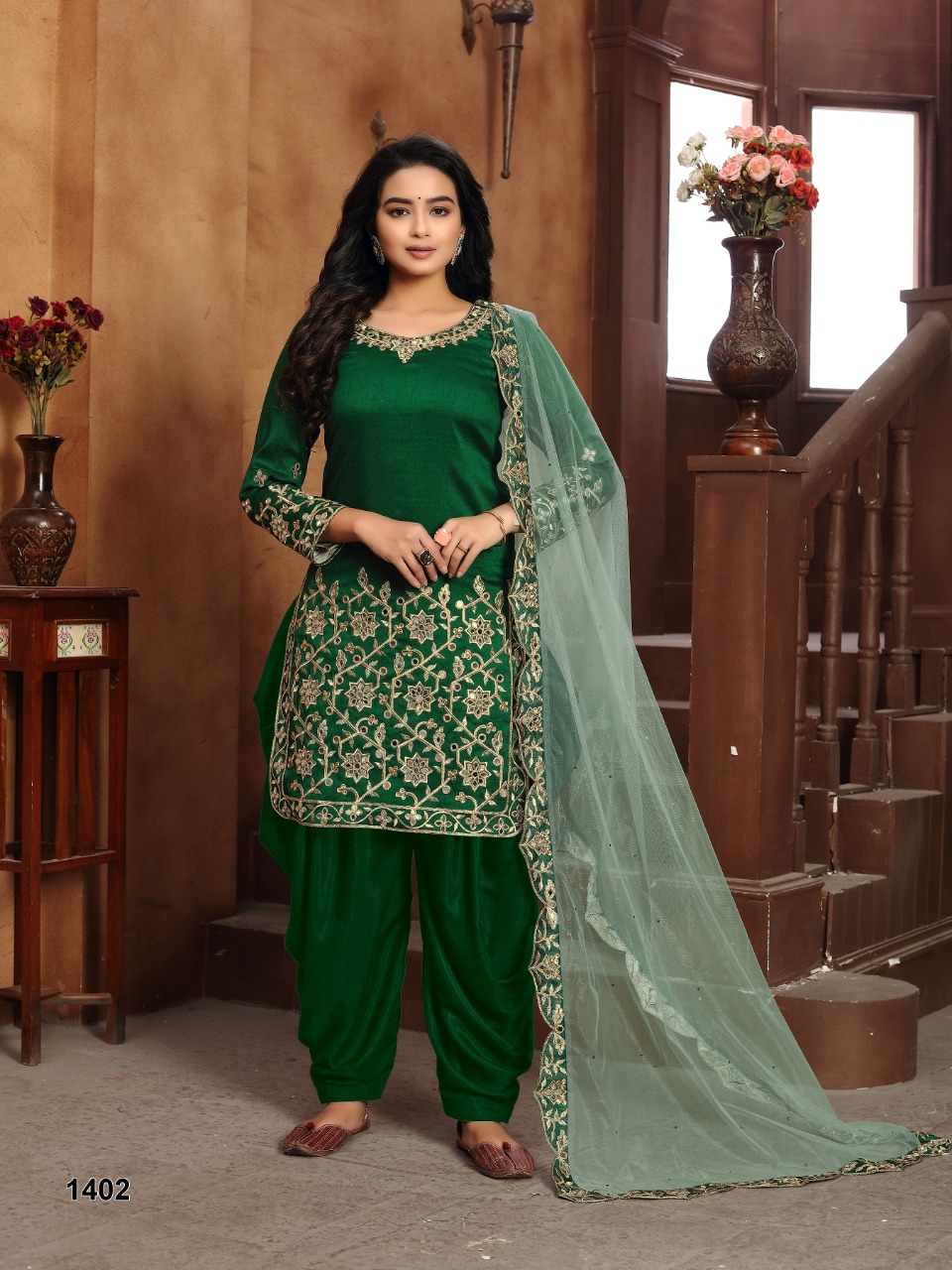 dani Aanaya 1402 Salwar Kameez Art silk Singles