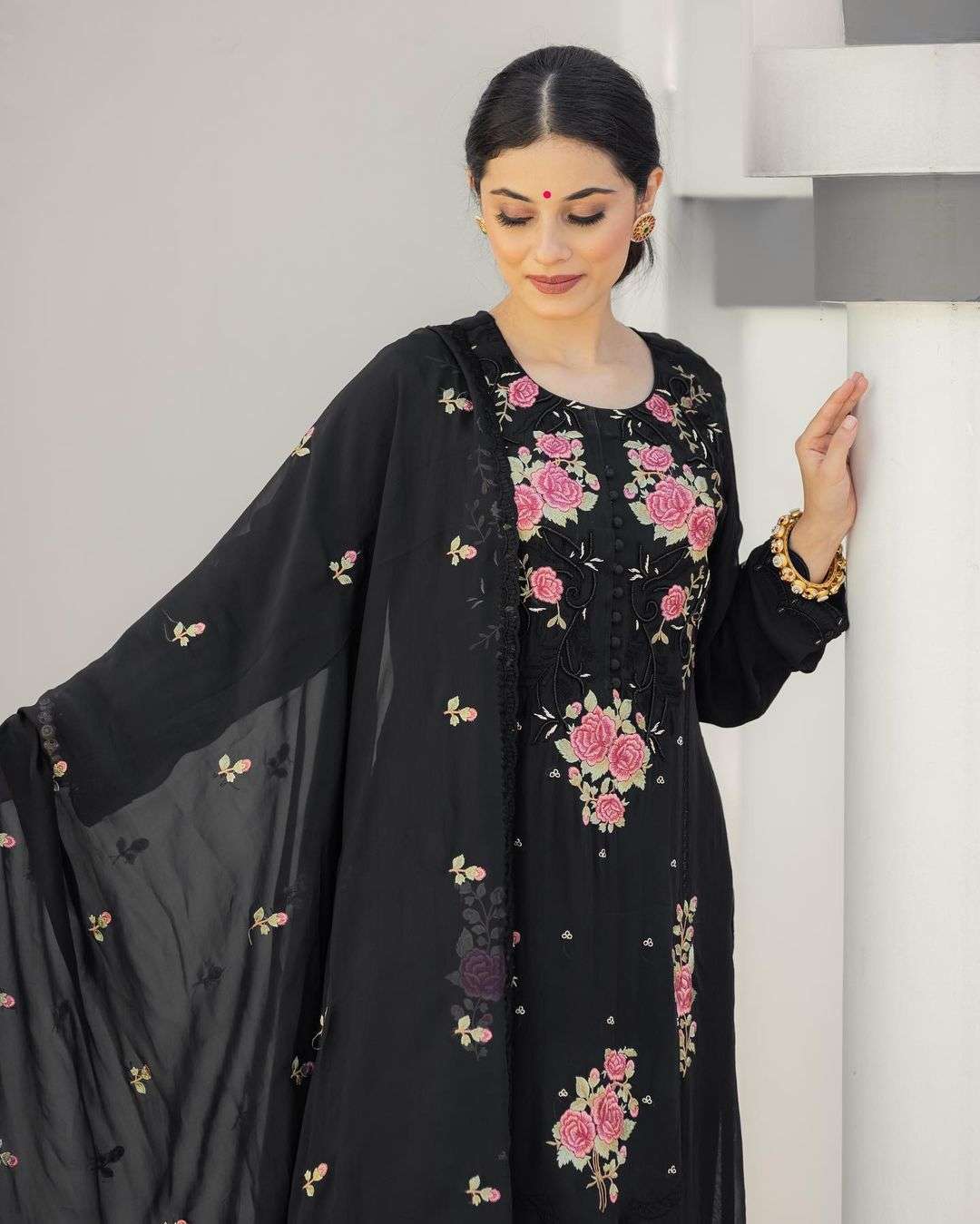 afsana pulpy nazrana orgenza graceful look top bottom with dupatta size set