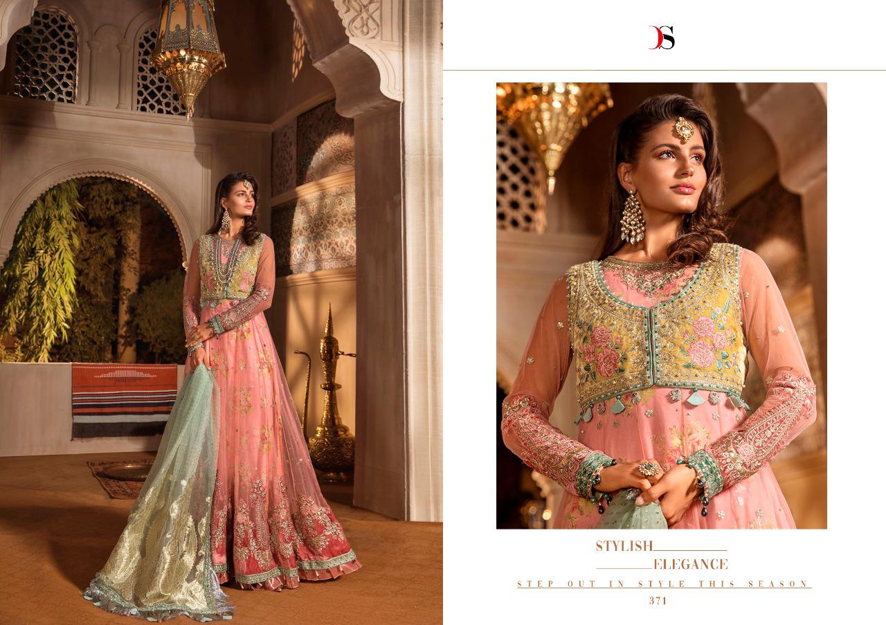 Deepsy suits Maria b wedding charming look attractive and Beautifully party wear wedding collection Salwar suits