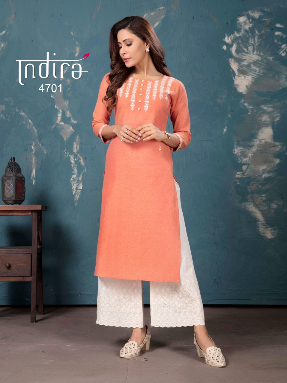 indira apparel gulberg  cotton classic trendy look kurti with bottom catalog