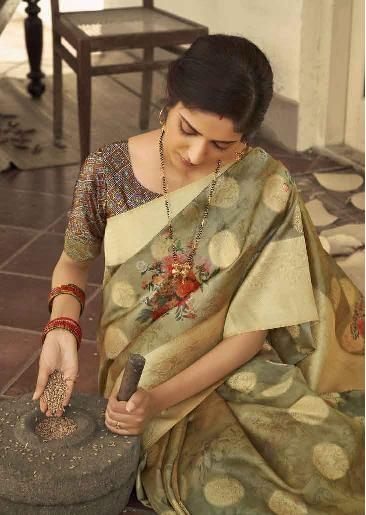 shakunt weaves nihasvi silk exclusive print  saree catalog