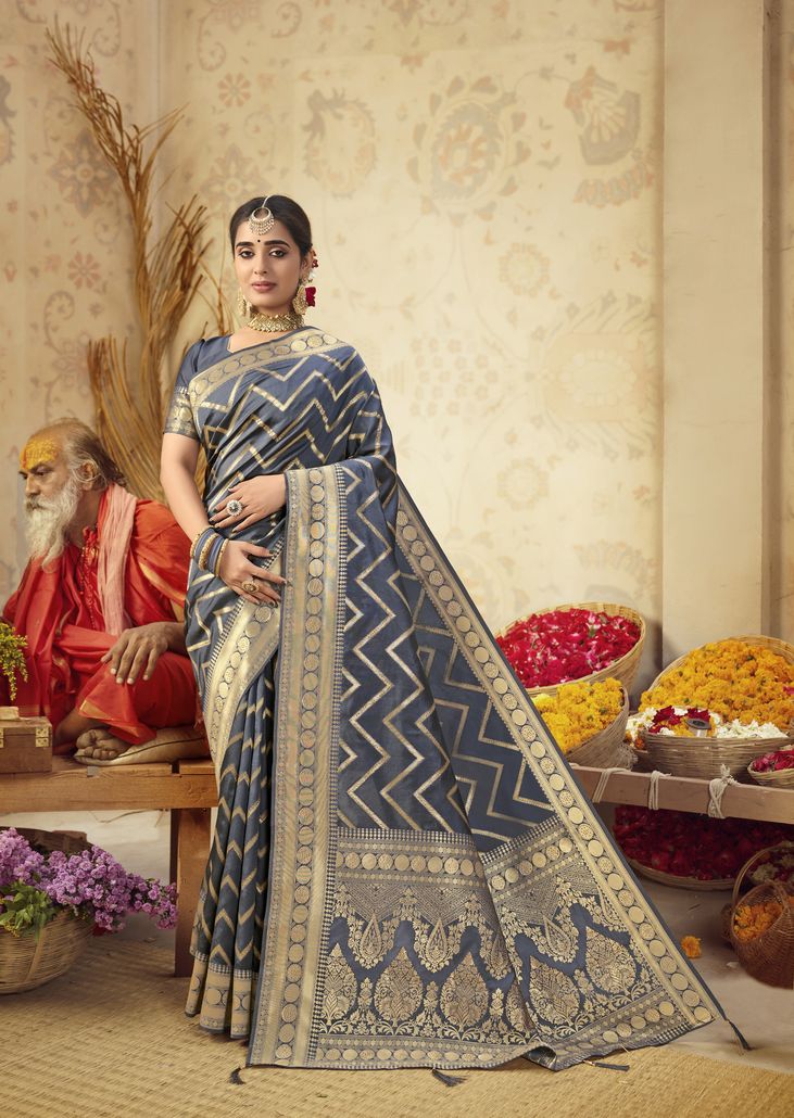 shakunt weaves kundali silk attractive saree catalog