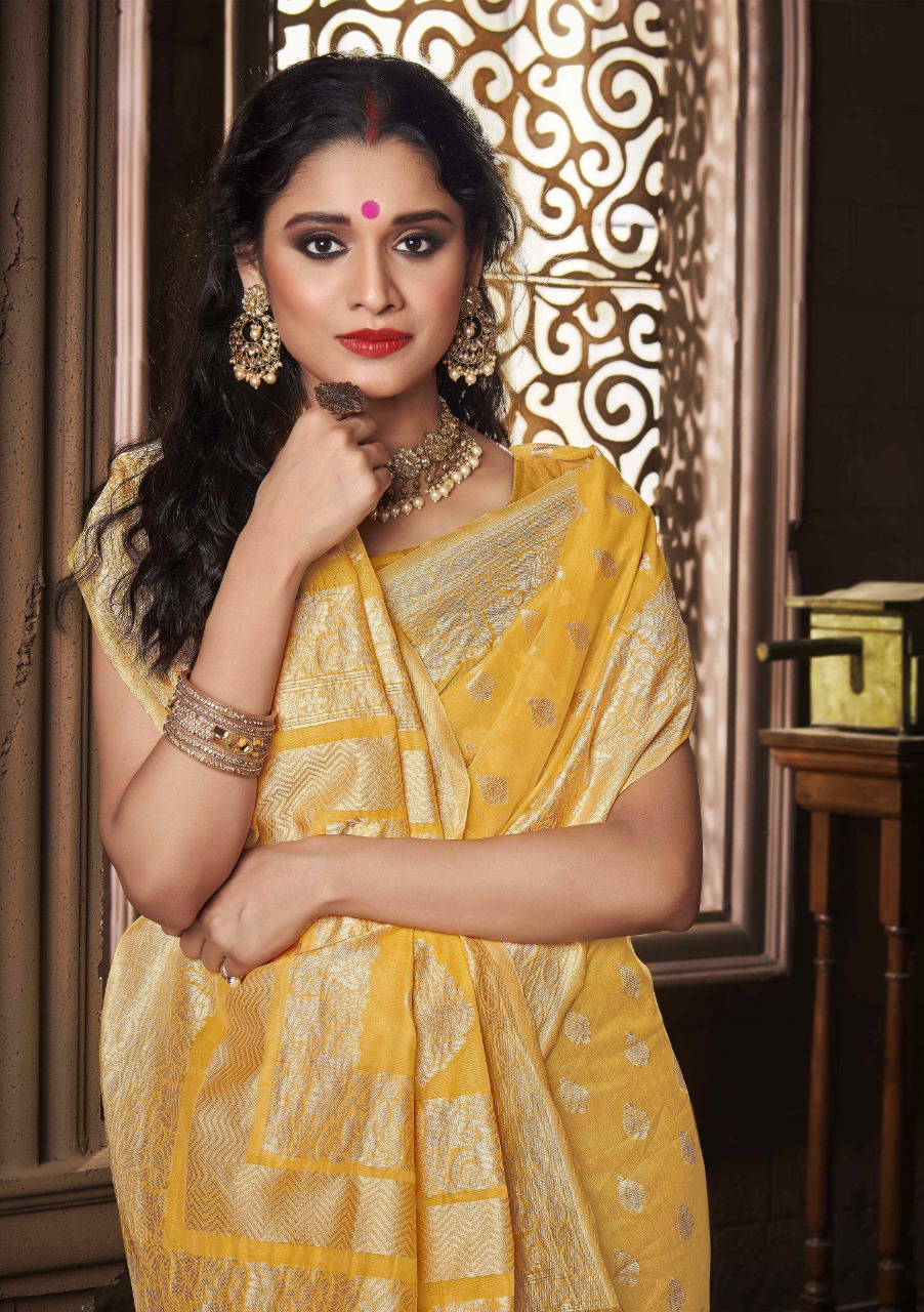 shakunt weaves Snehvathi cotton Weaving Beautiful look saree catalog