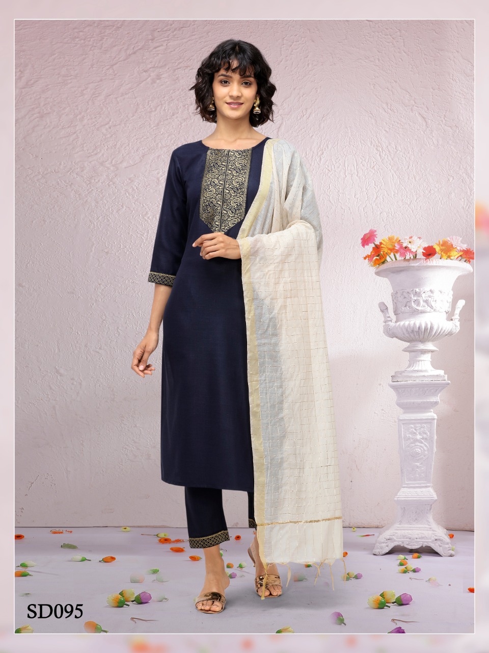 syasii  nainvish cotton gorgeous look kurti bottom with dupatta catalog