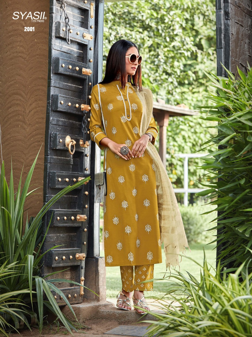 syasii rayasa florence Silky Slub gorgeous look kurti  bottom with dupatta catalog