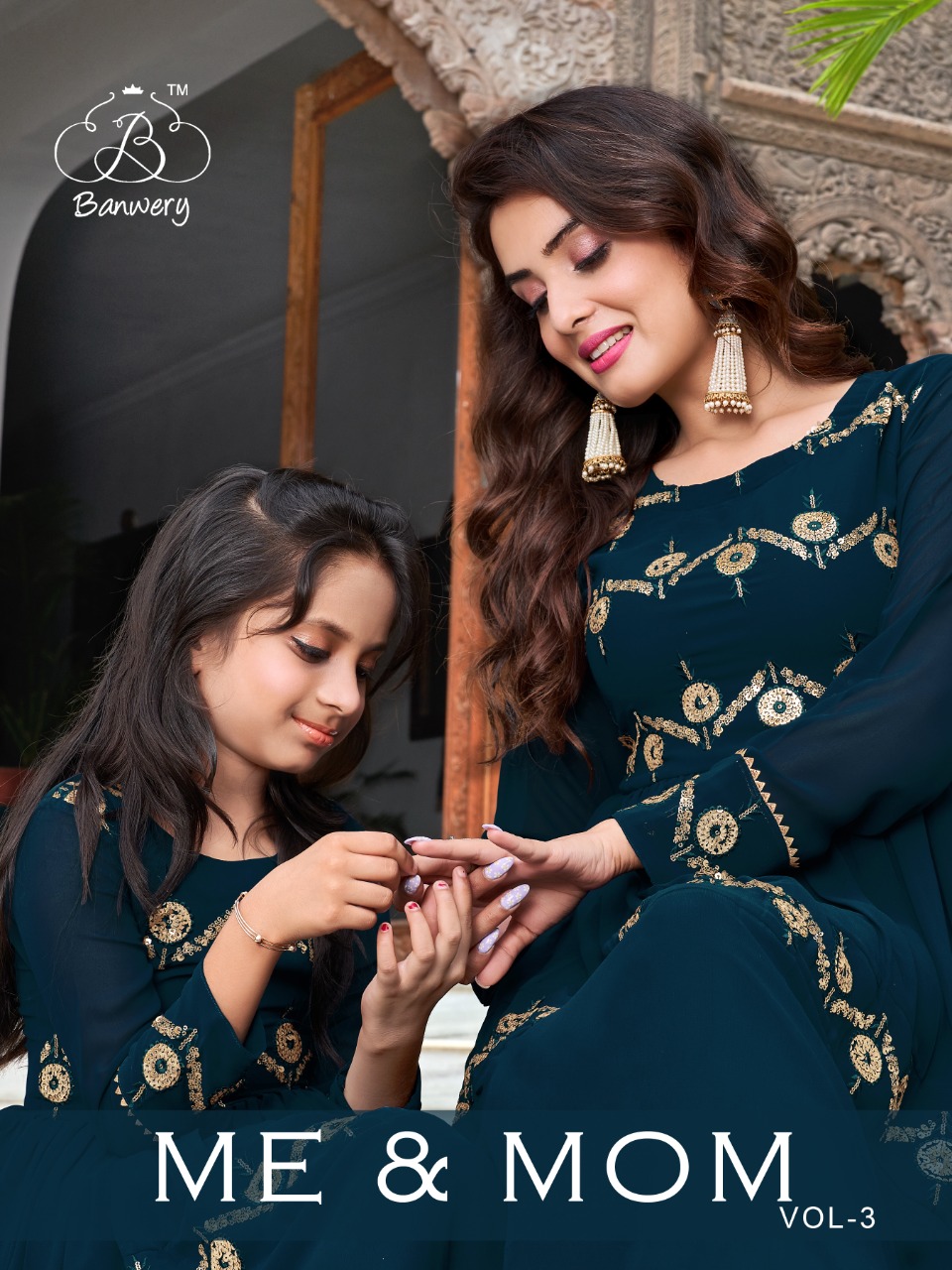 banwery me and mom vol 3 georgget graceful look combo gown catalog