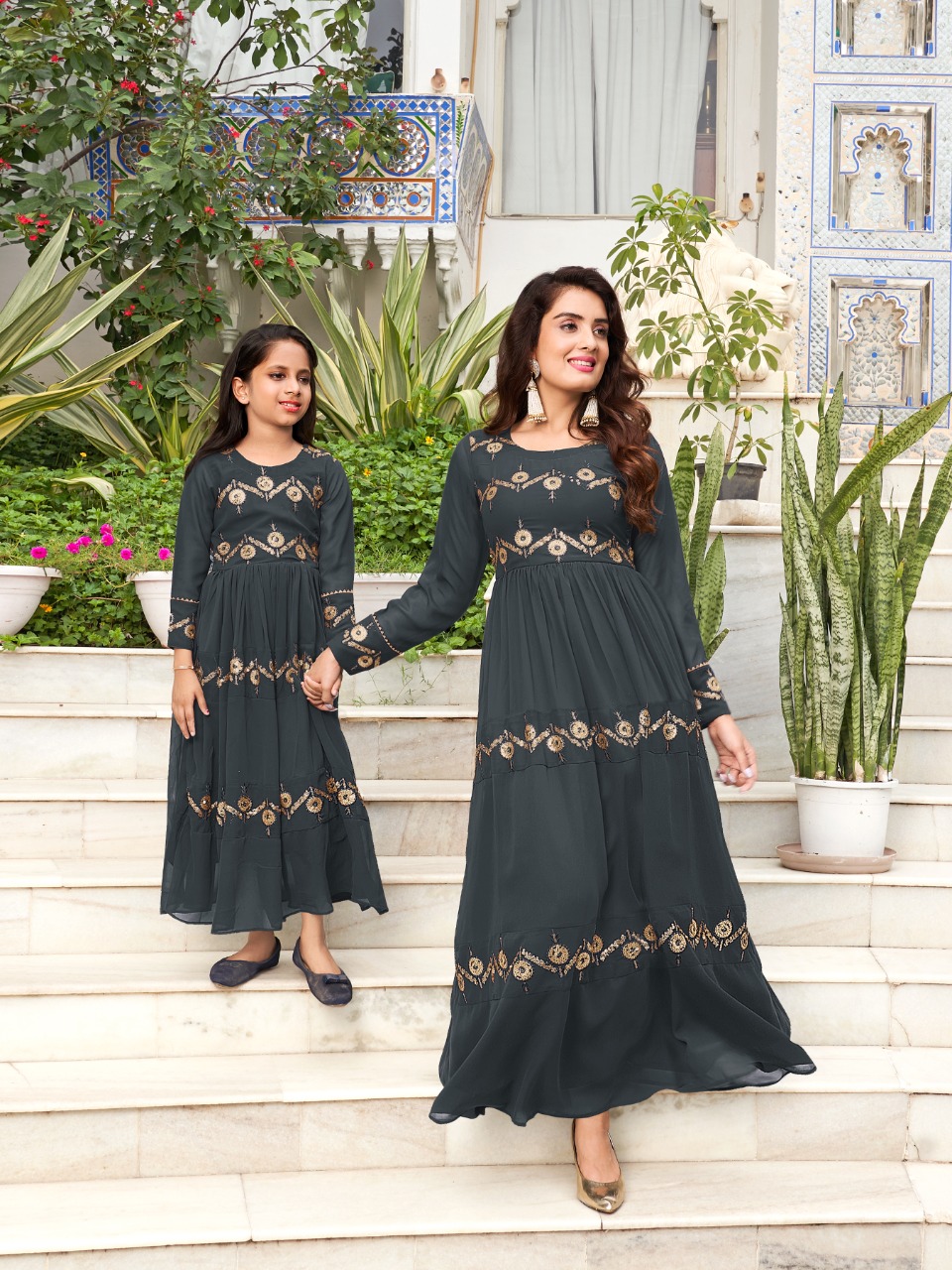 banwery me and mom vol 3 georgget graceful look combo gown catalog