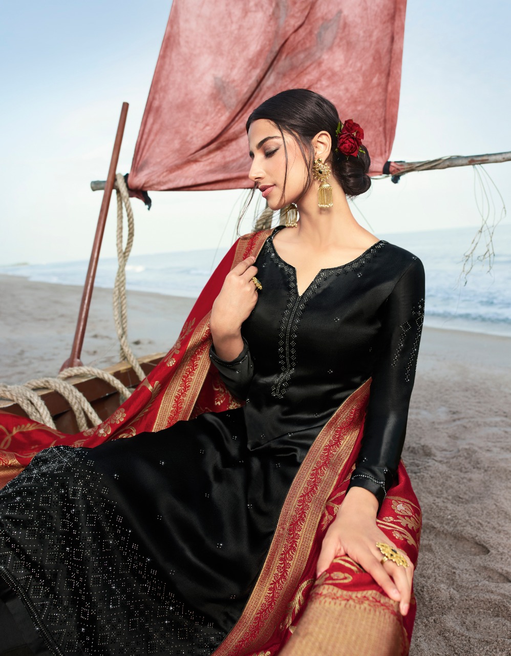 glossy solitaire georgette regal look salwar suit catalog