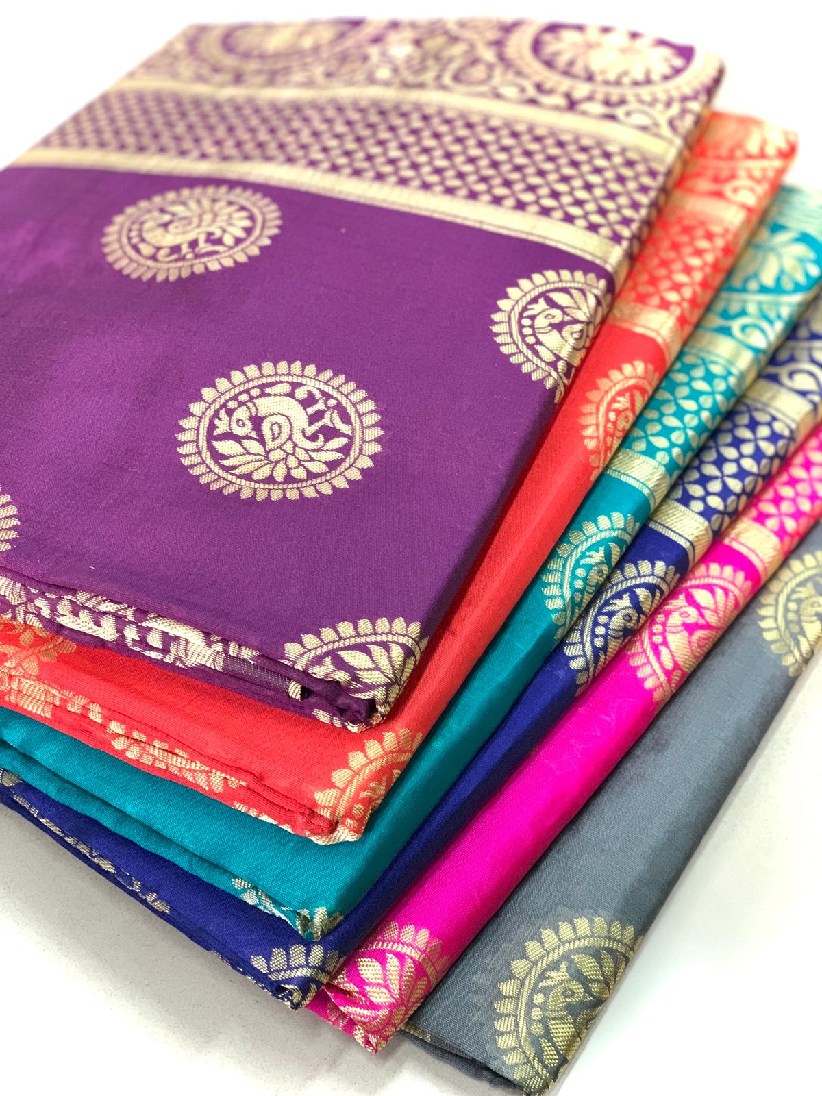 vivera international pavitra 5 silk gorgeous look saree catalog