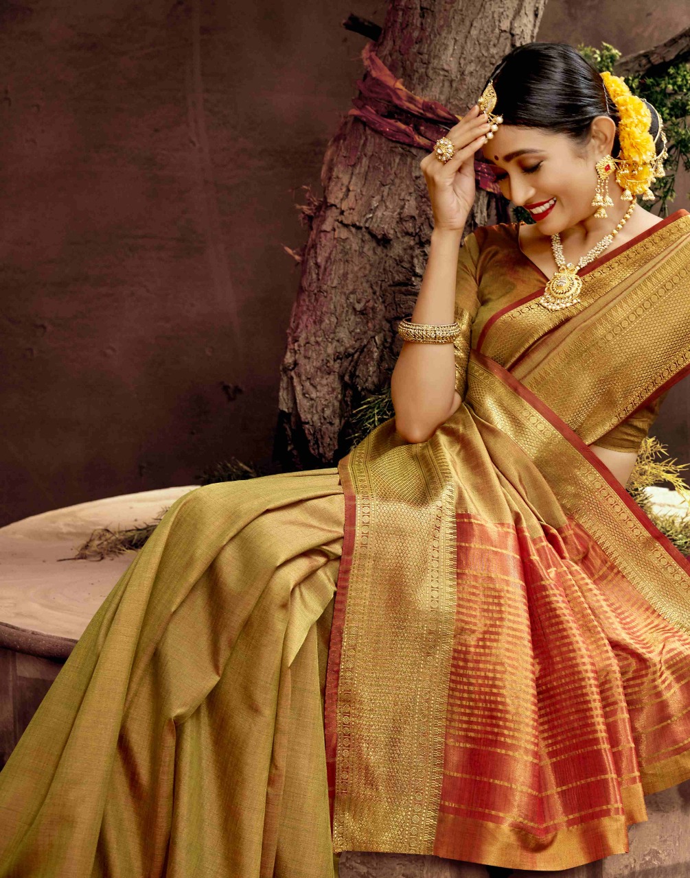 shakunt weaves aavahan silk gorgeous look saree catalog