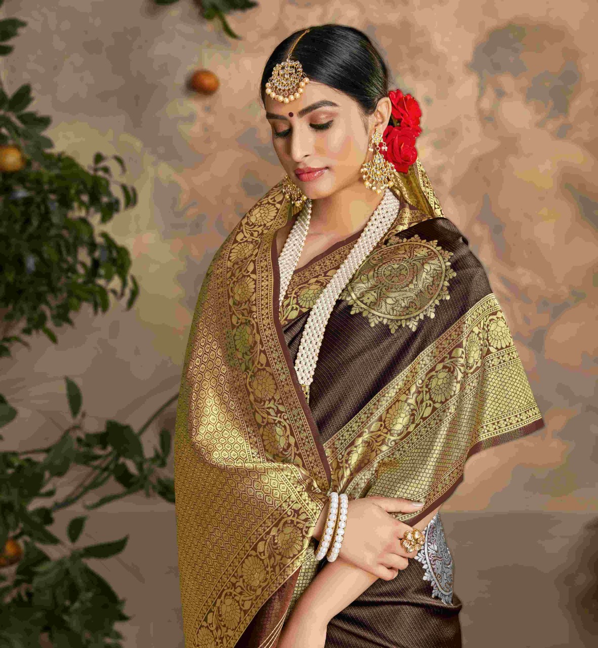 shakunt weaves gajgamini silk regal look saree catalog