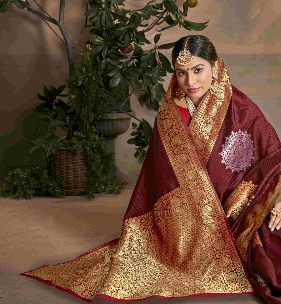 shakunt weaves gajgamini silk regal look saree catalog