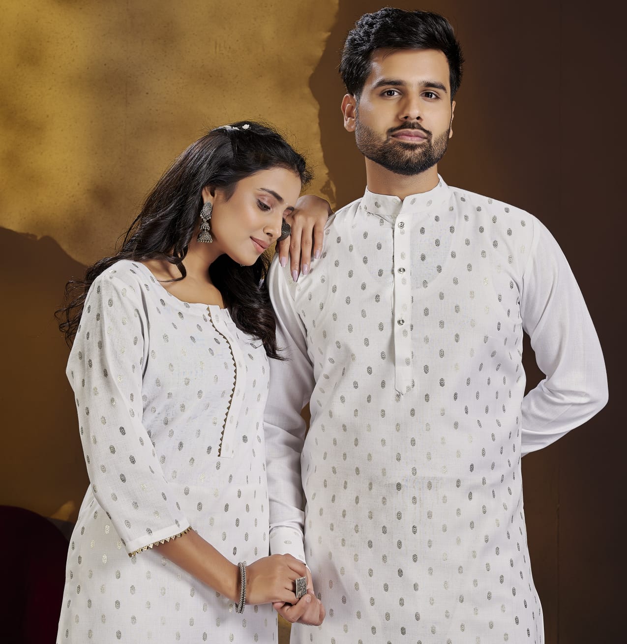 Banwery Fashion couple dream attrective look Kurta with Payjama and Kurti with Pants catalog