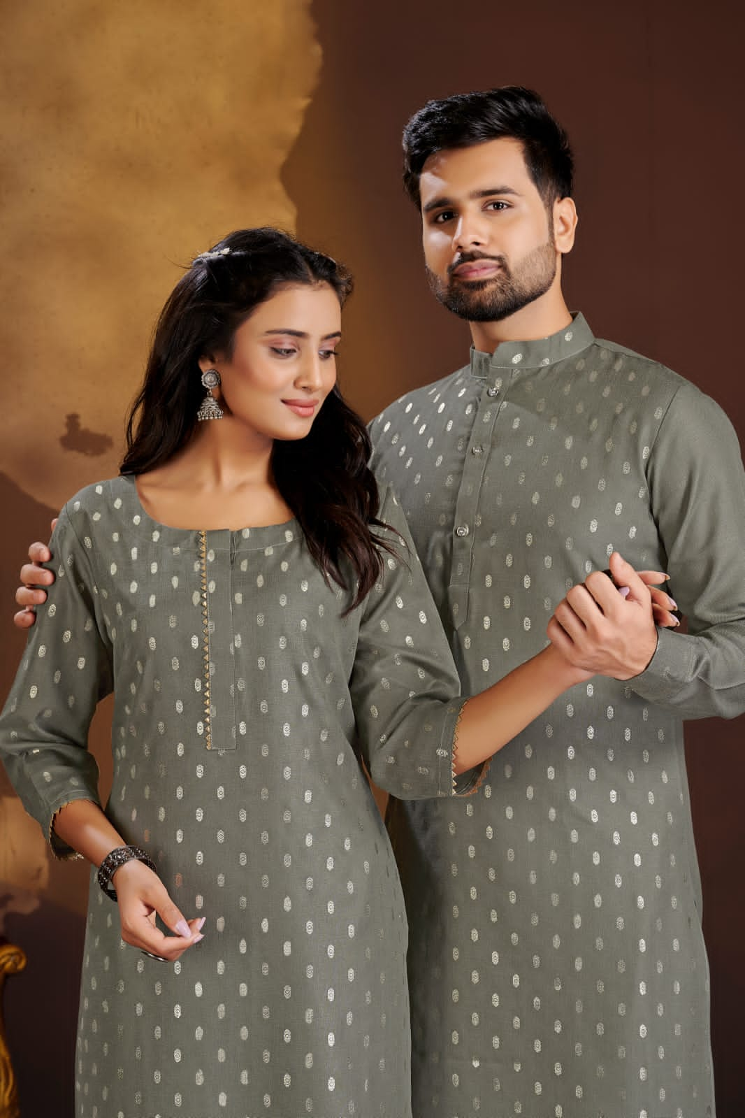 Banwery Fashion couple dream attrective look Kurta with Payjama and Kurti with Pants catalog