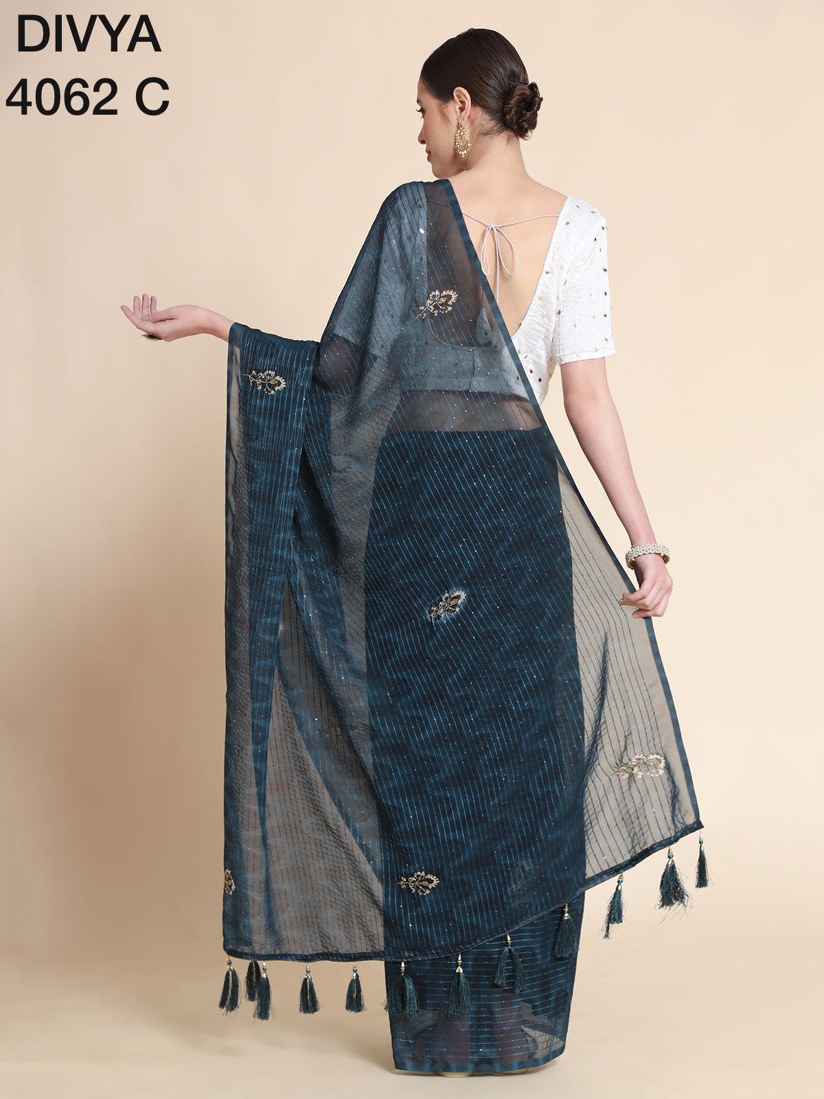 the style divya 4062 turkey gerogette decent look saree catalog