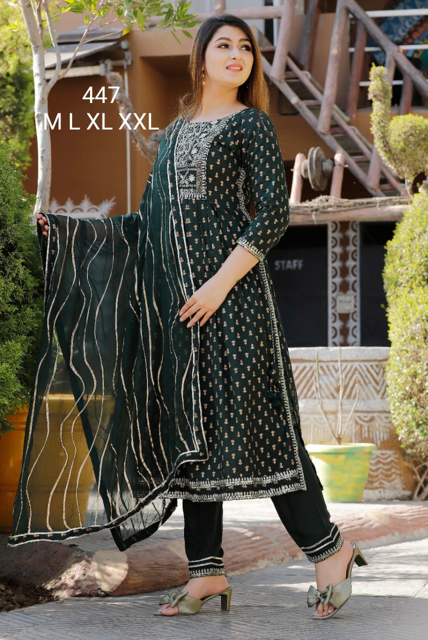 s4u s4u 447 fancy garceful look kurti size set