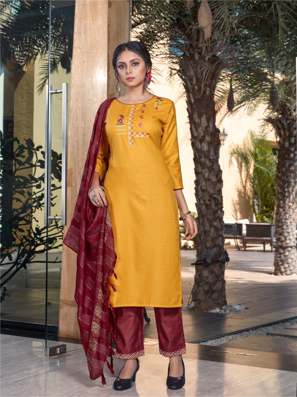 vitara fashion ultron  magic slub innovaive style top bottom with dupatta catalog