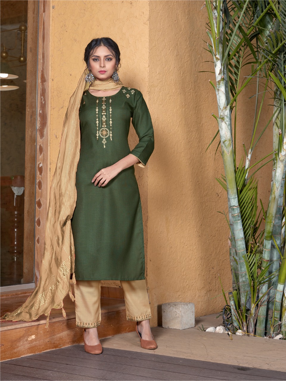 vitara fashion ultron  magic slub innovaive style top bottom with dupatta catalog