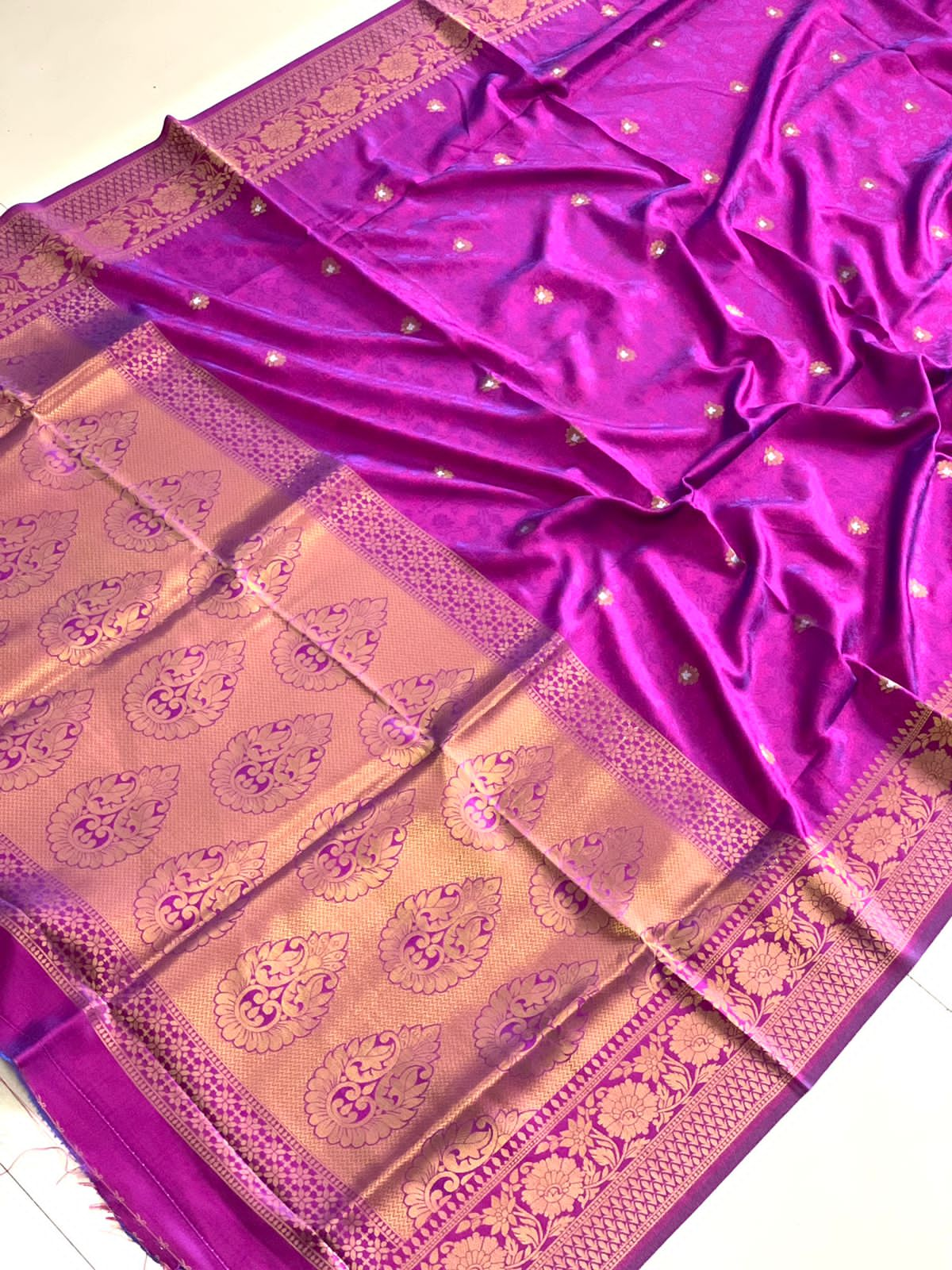 vivera international Parampara5 sarees Soft rich Banarasi elegant look saree single