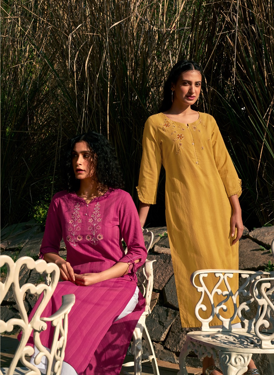 four buttons kaaya cotton decent embroidary look kurti catalog