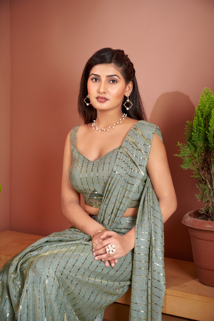 amoha trenza Design No 1015953 Bonding with spangles innovative style Saree catalog