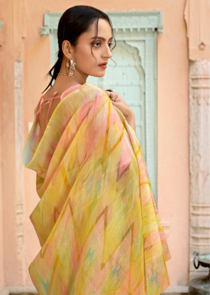 lt saree sanpurna sonakshi patta  innovative look saree catalog