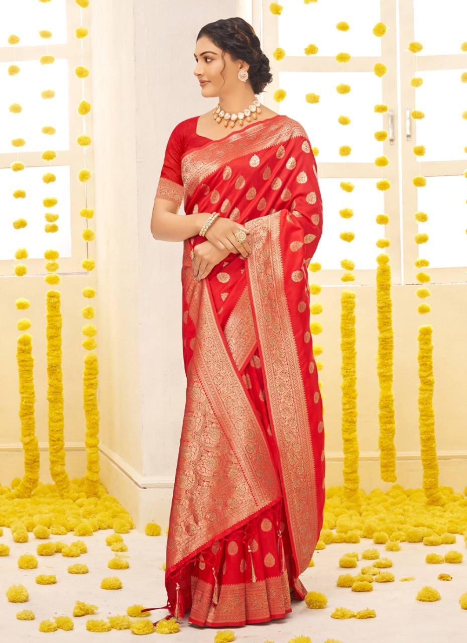 sangam print soneri silk silk attrrctive saree catalog