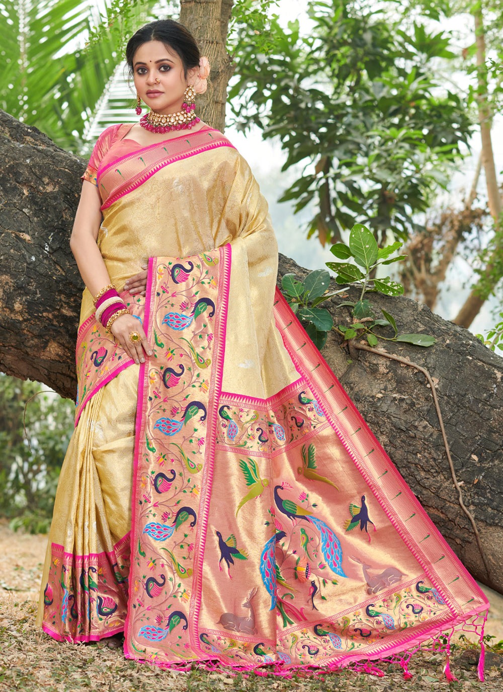 sangam print sanjivani Paithani Silk elegant look saree catalog