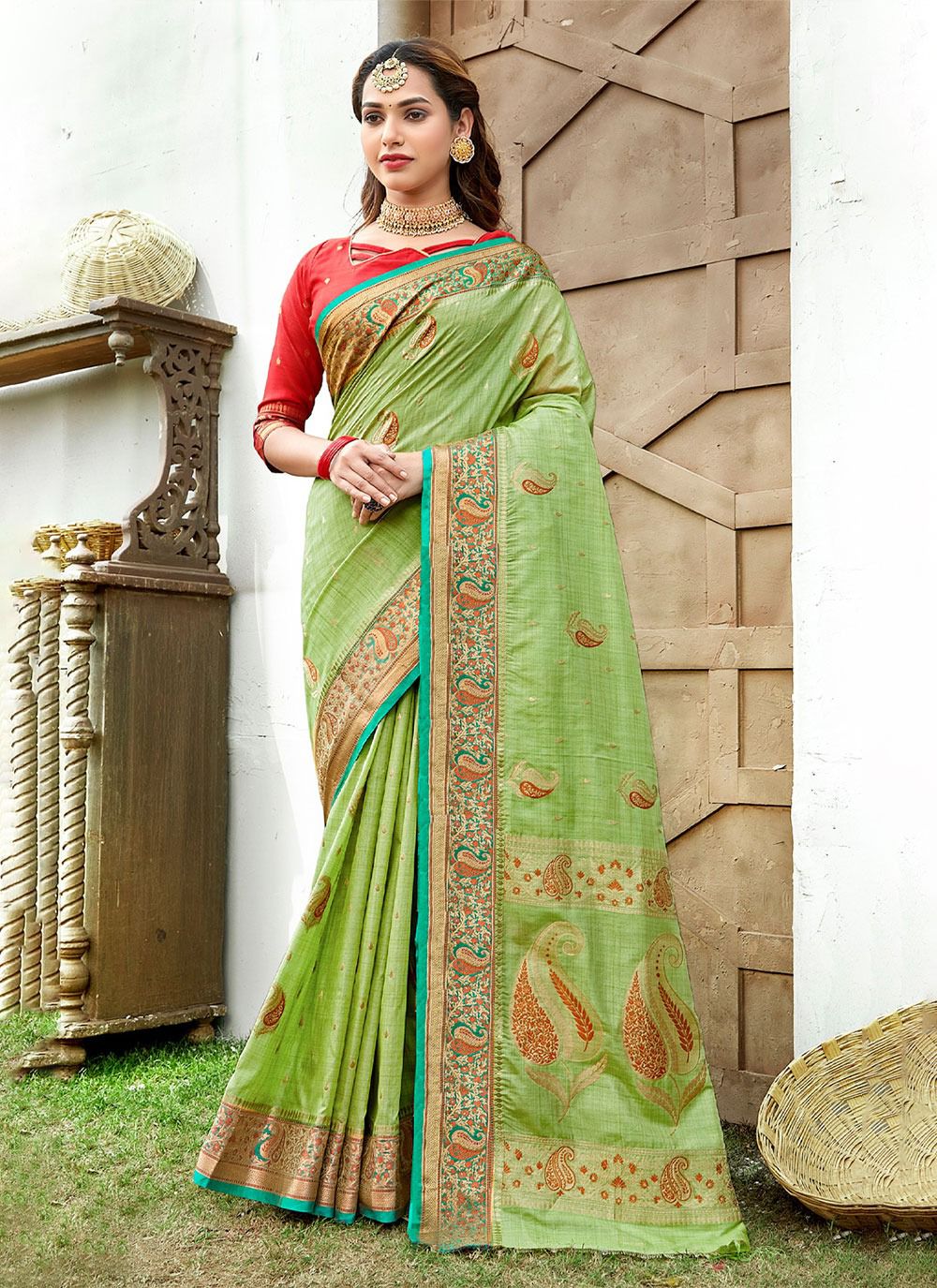 sangam print malvika silk greceful look saree catalog