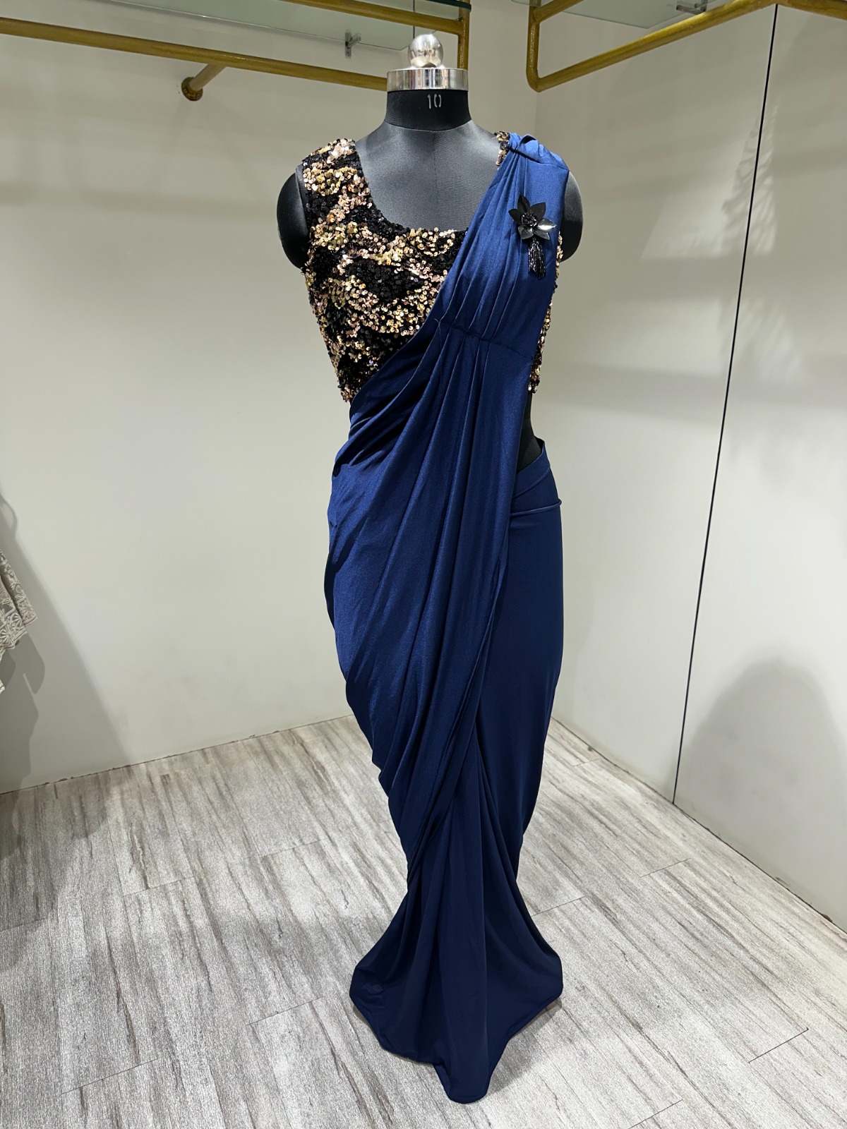 amoha trendz d no 10136 Imported Fabric innovative look saree catalog