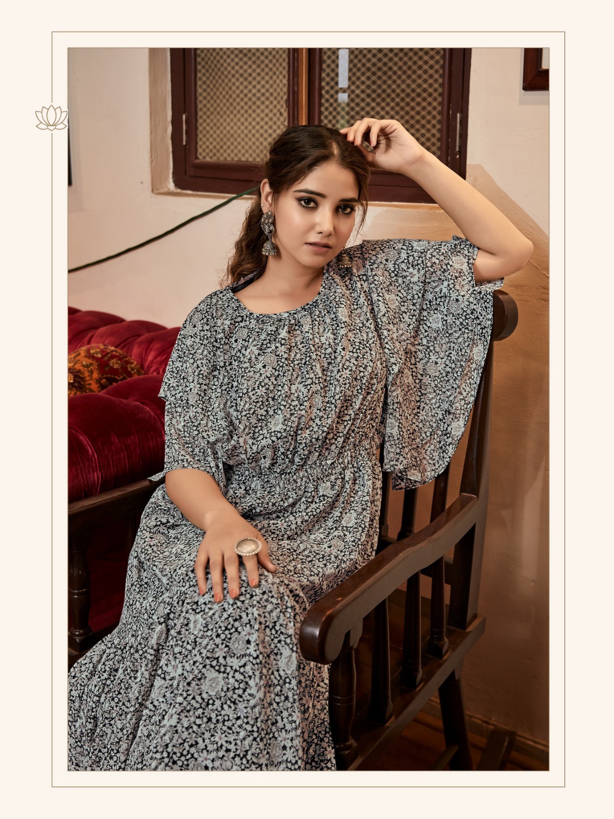 vitara fashion oregan Georgette stylish look kurti catalog