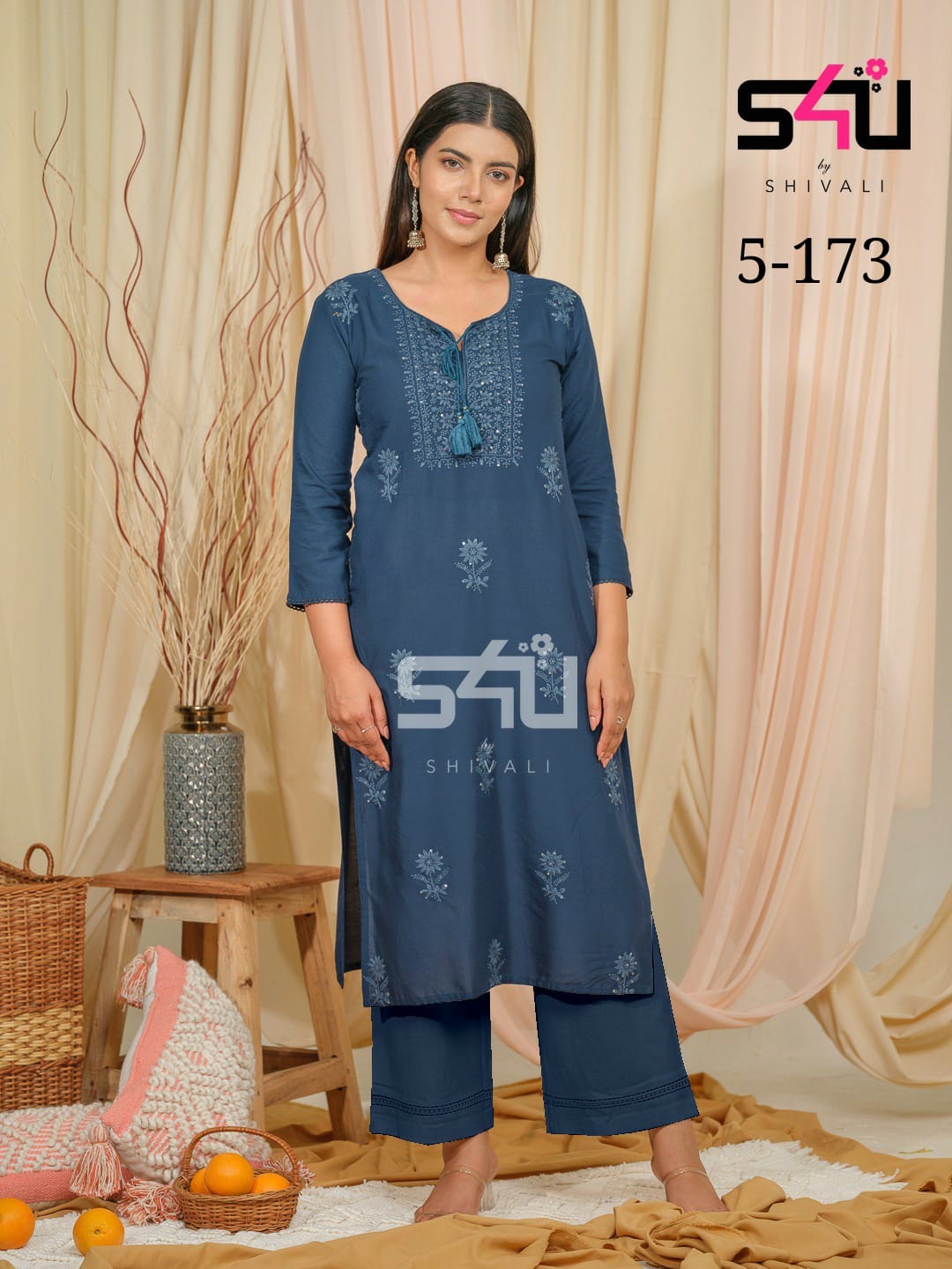 s4u d no 5-173 fancy catchy look kurti size set