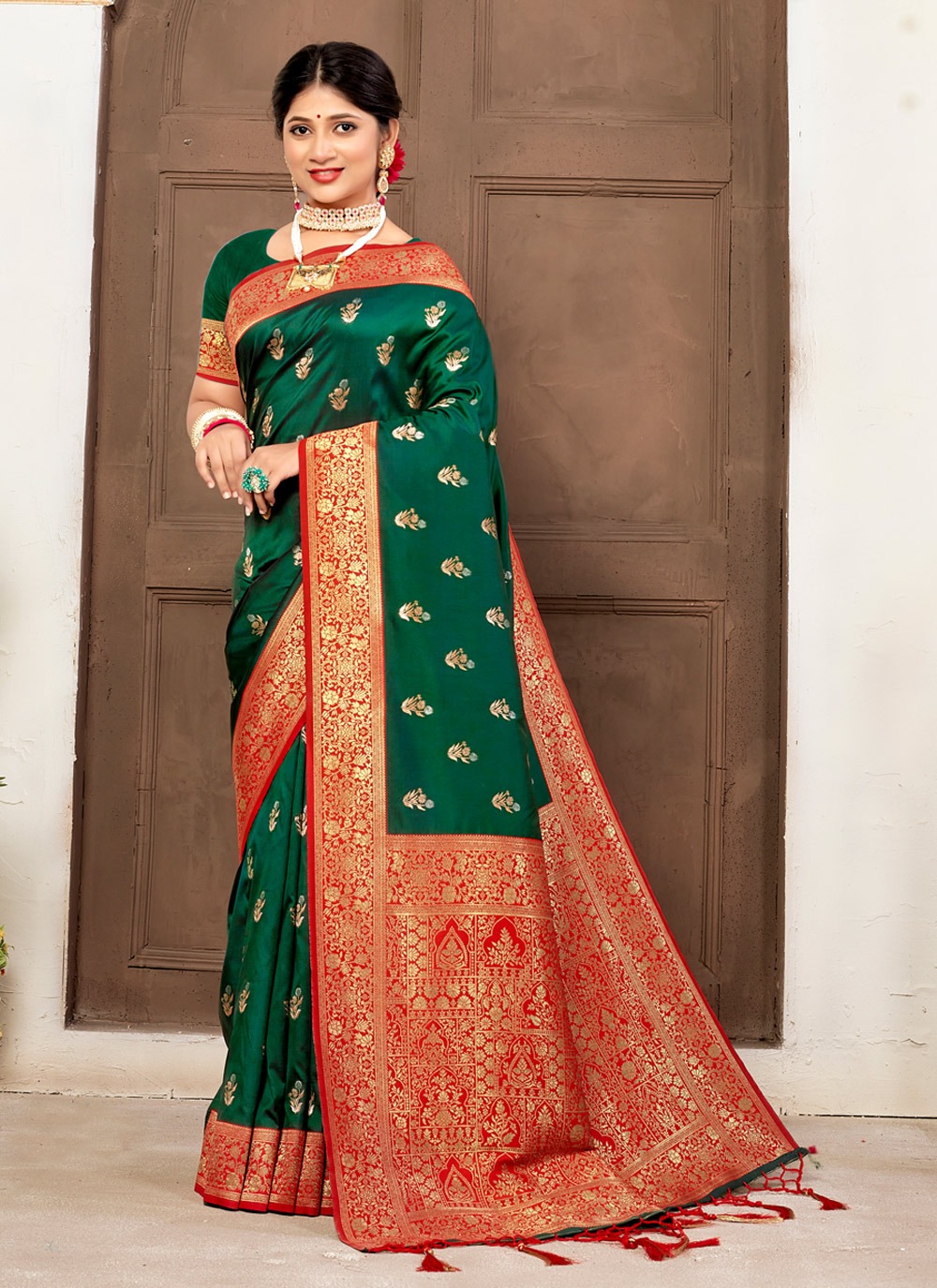 sangam print parampara banarsi silk elegant saree catalog