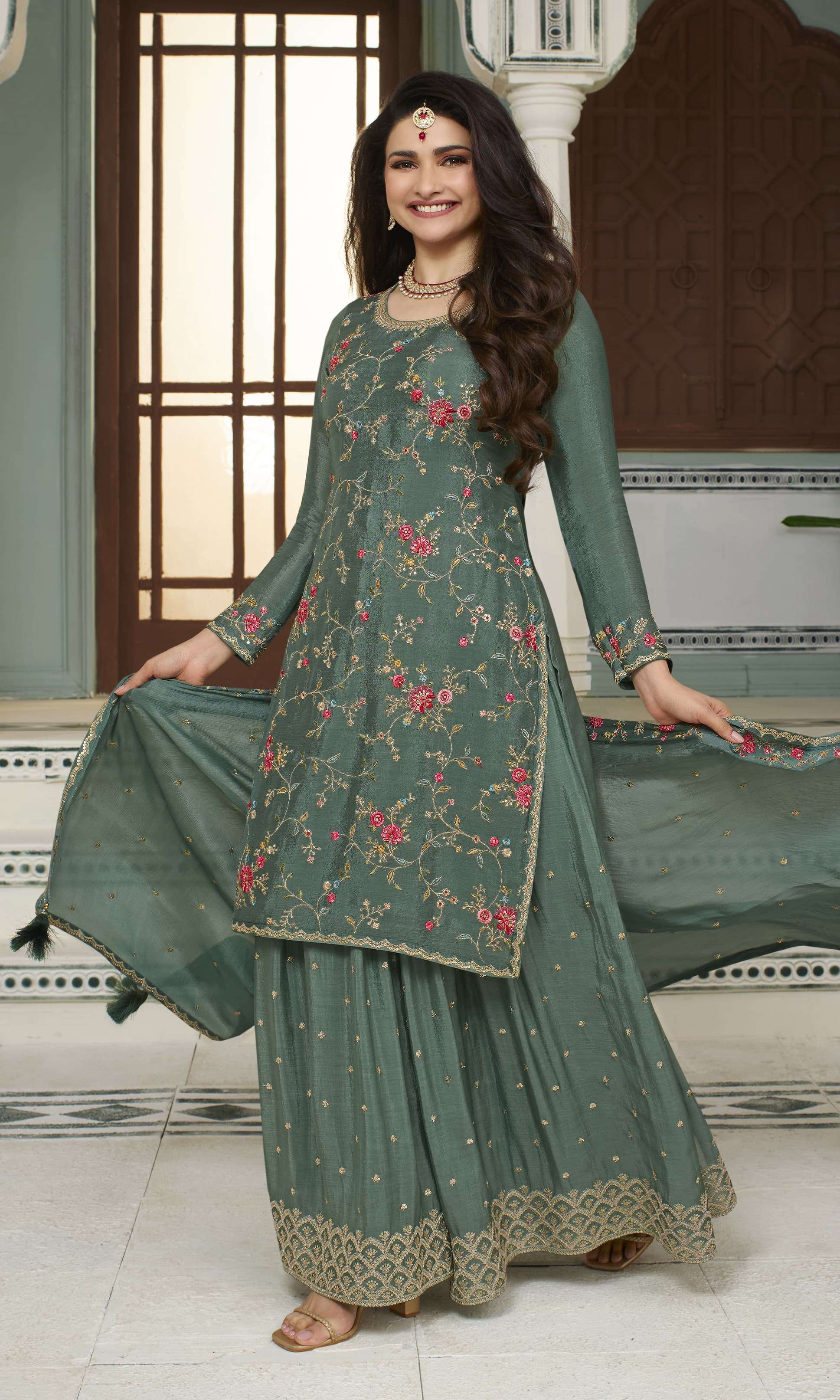 vinay fashion kuleesh avanti chinon jattrective look salwar suit catalog