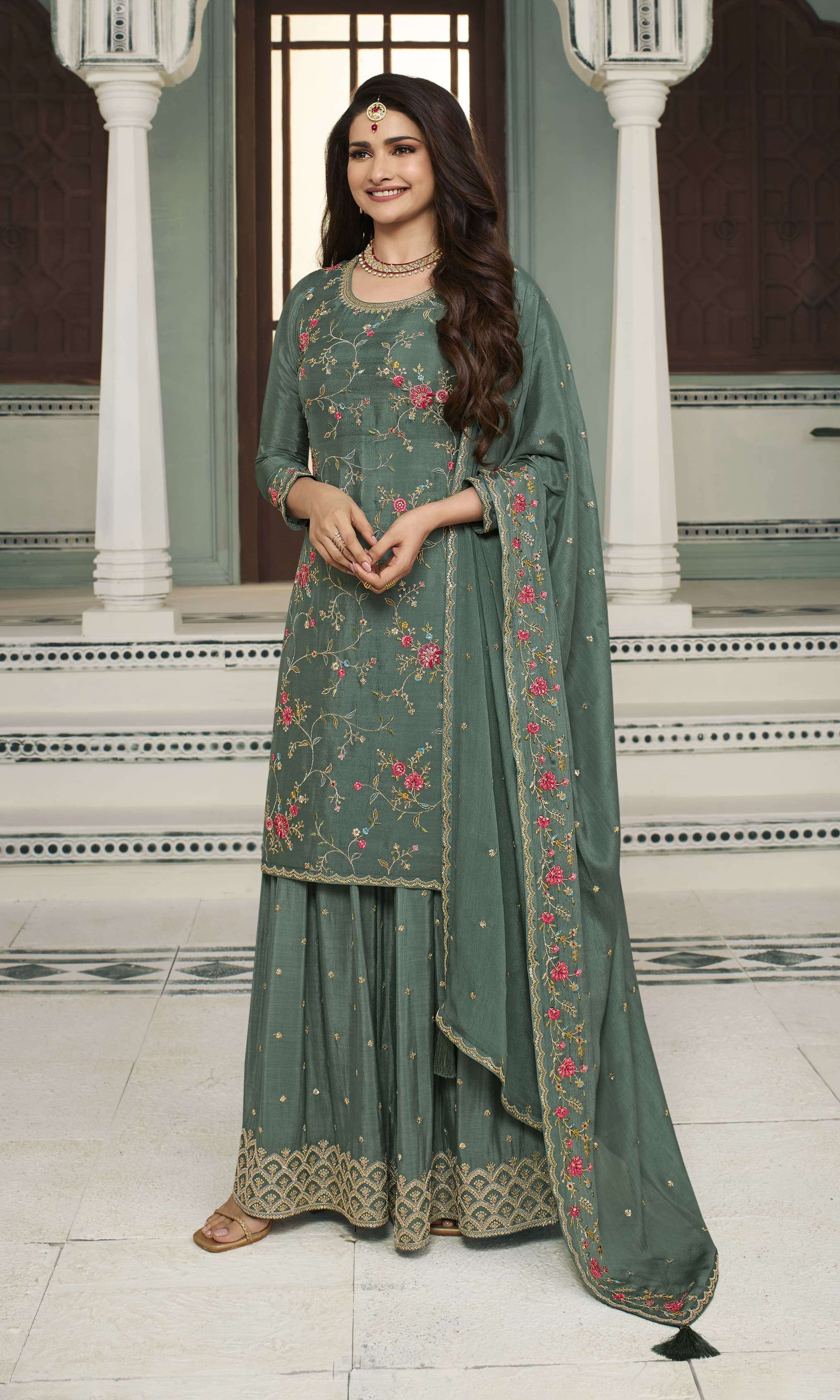 vinay fashion kuleesh avanti chinon jattrective look salwar suit catalog