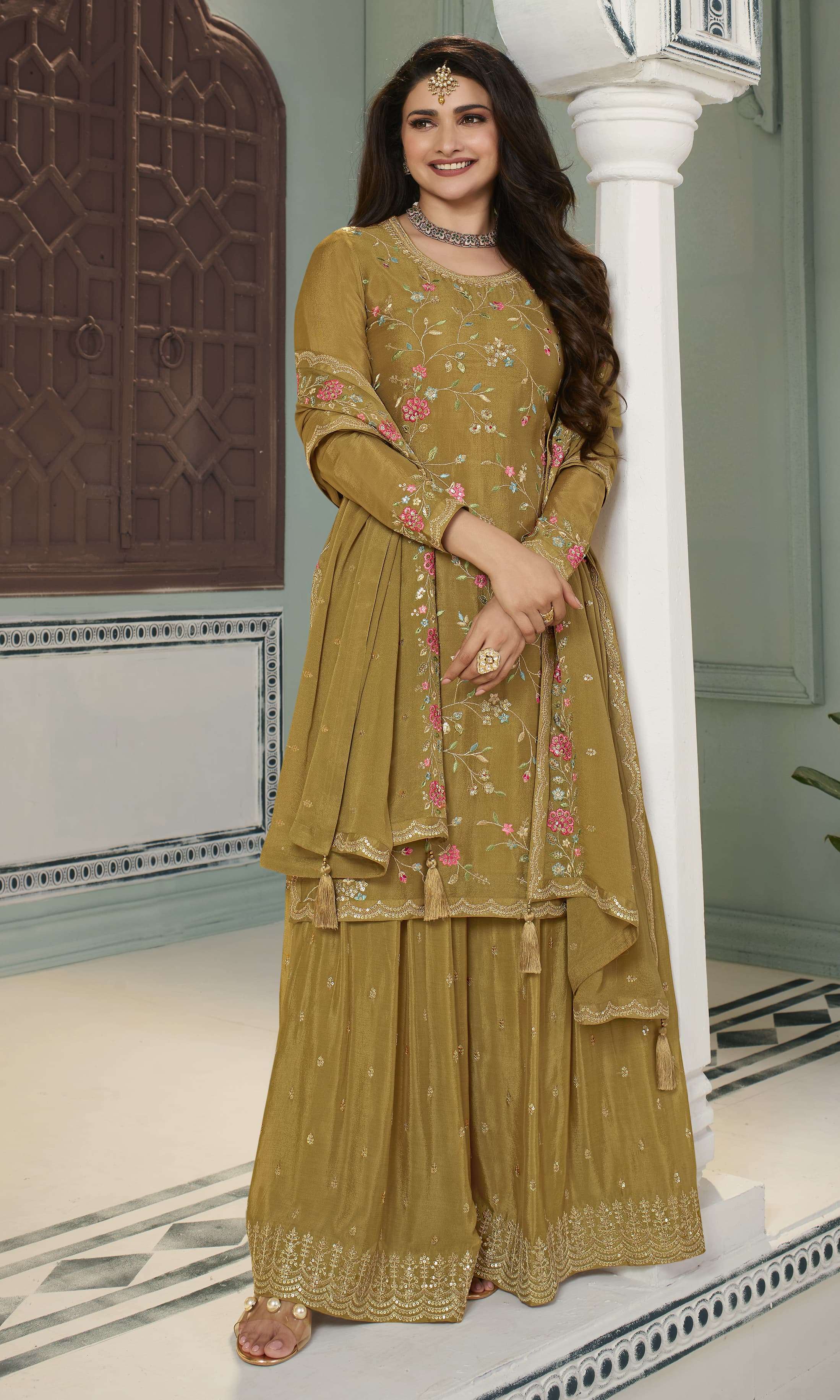 vinay fashion kuleesh avanti chinon jattrective look salwar suit catalog