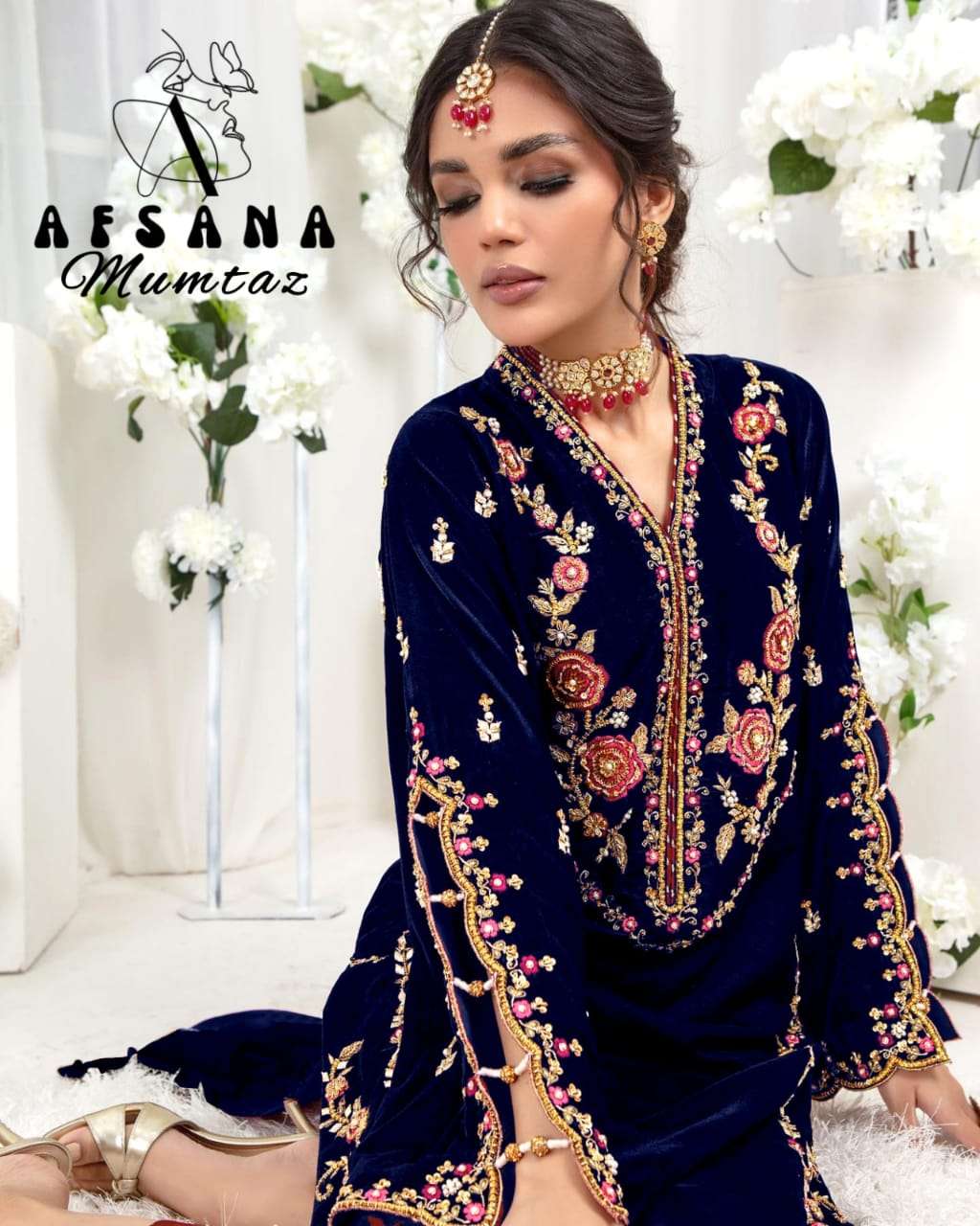 afsana mumtaz velvet regal look top bottom with dupatta size set