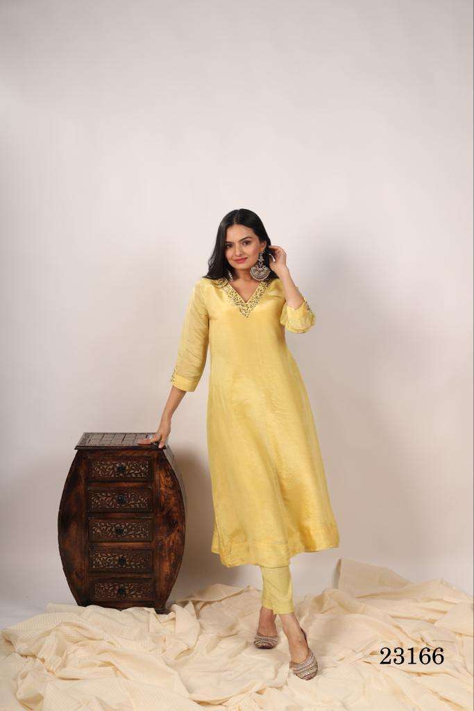 indira d no 23166 cosmos silk attrective look kurti pant size set