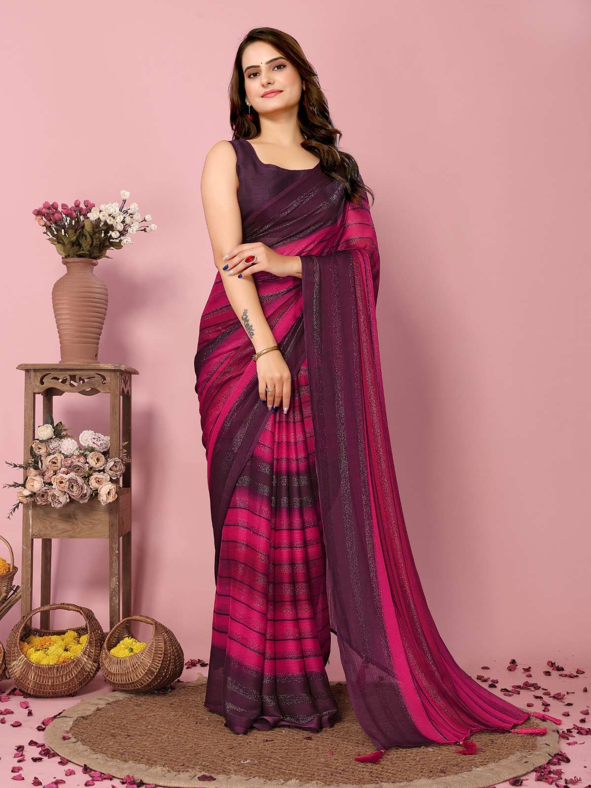 vivera Rangoli Zari patta catchy look saree single