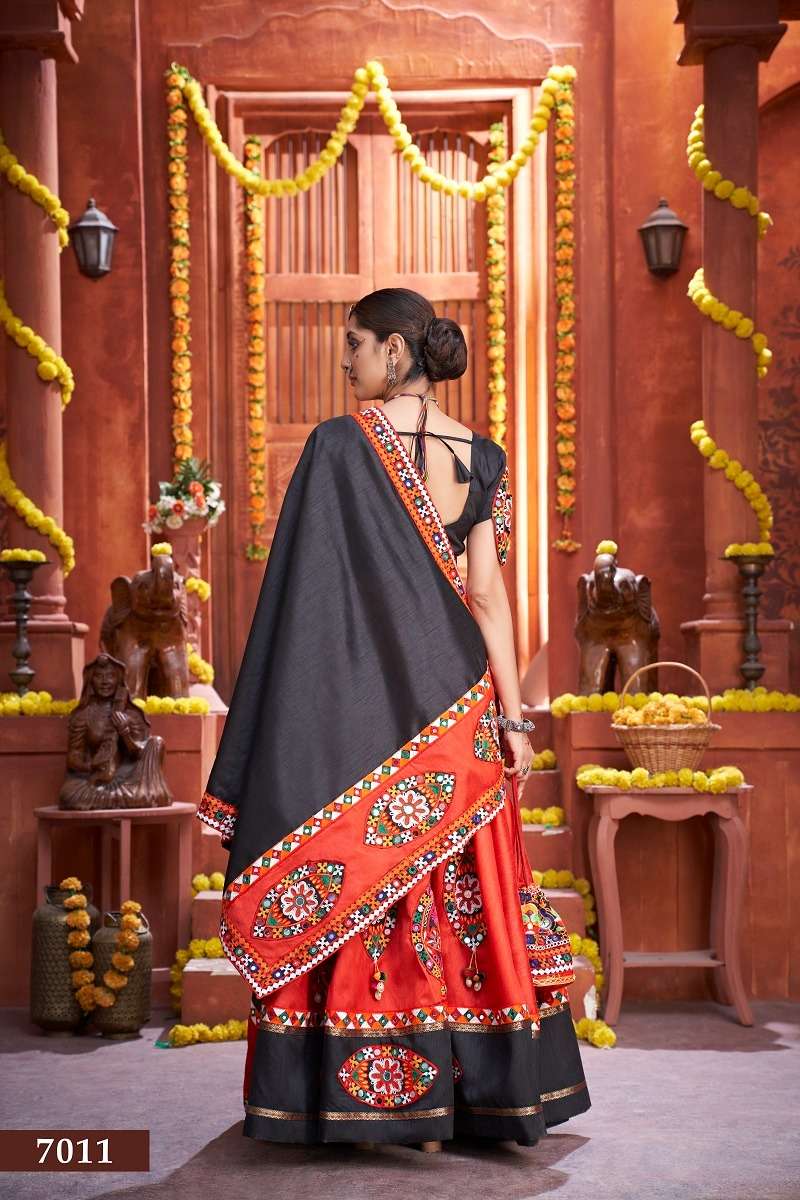 aawiya officeal  7011 rajwadi vol 3 art silk graceful look lehenga single