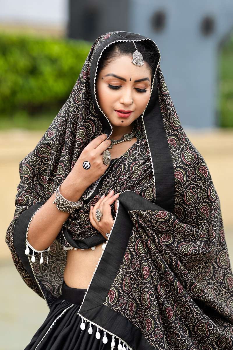 aawiya officeal awy 7071 black cotton gorgeous look lehenga singal