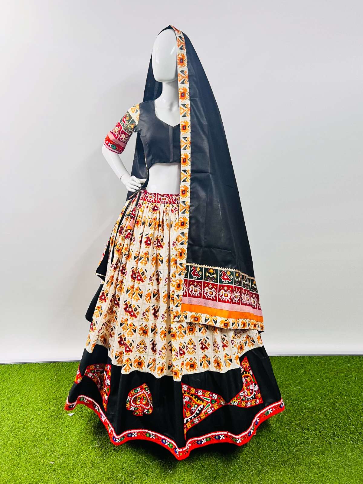 aawiya officeal rajwadi vol 7 d no 7038 cotton festive look lehenga single